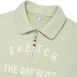 WOMEN'S LETTERING ARTWORK SEMI-OVER FIT COLLAR HALF-ZIP-UP