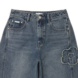 [予約販売/9月中旬入庫予定] [WONI着用] CURVED FIT DENIM PANTS - BLUE